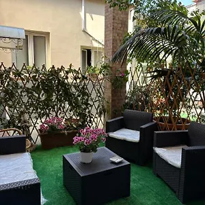 Infinity Naples